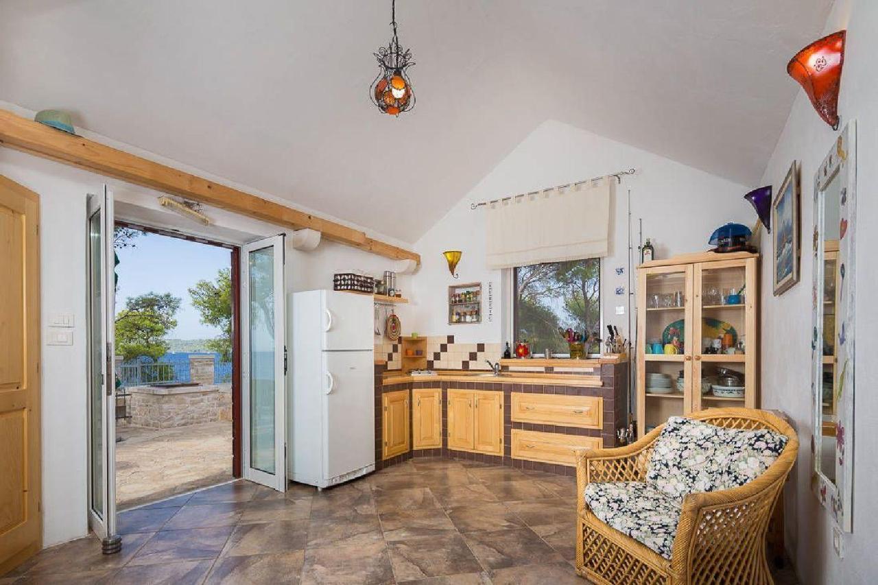 House Vesna Kupinova Villa Milna  Bagian luar foto