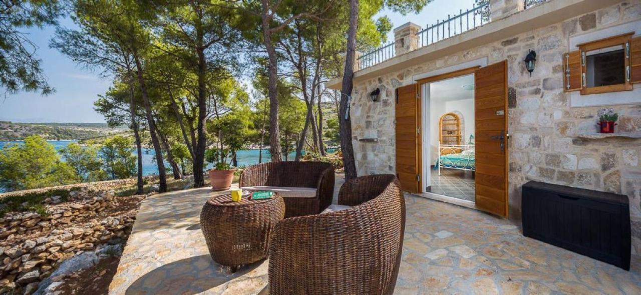 House Vesna Kupinova Villa Milna  Bagian luar foto
