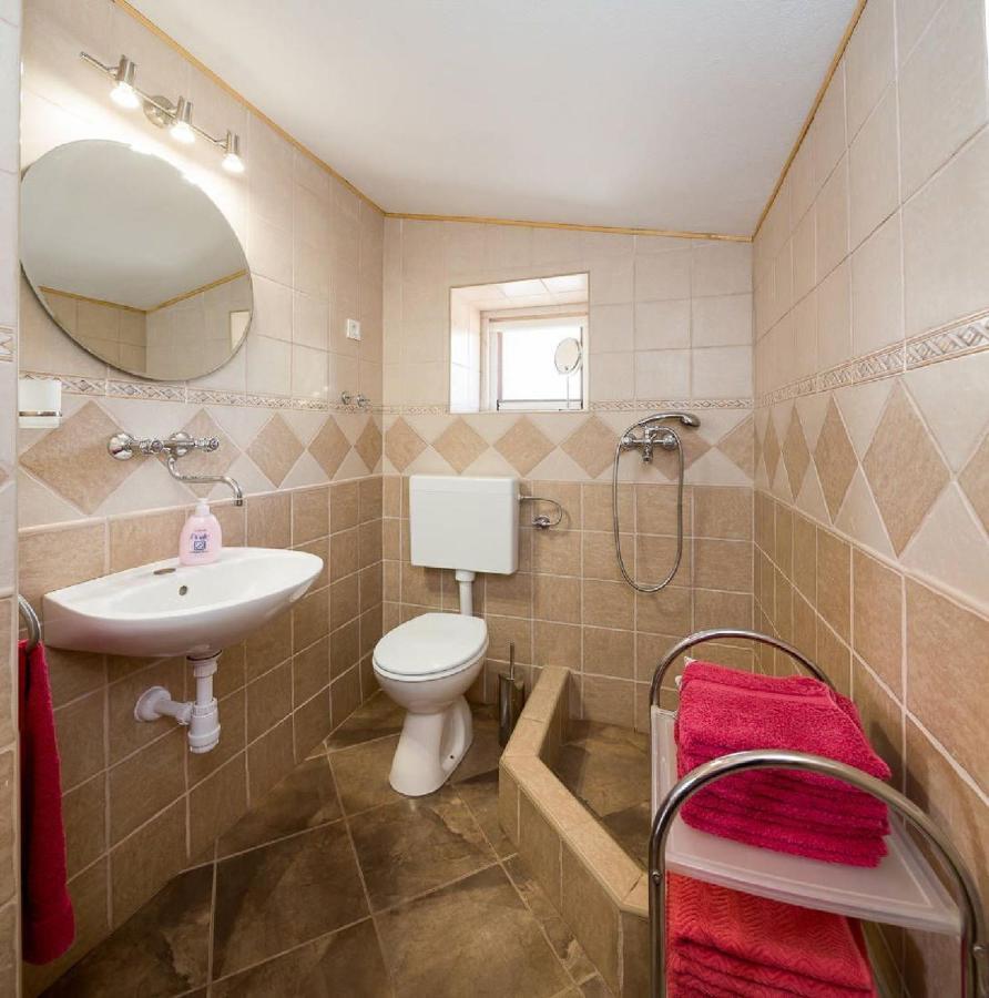 House Vesna Kupinova Villa Milna  Bagian luar foto