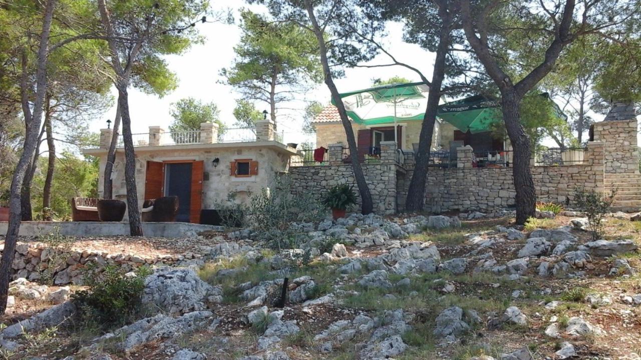 House Vesna Kupinova Villa Milna  Bagian luar foto